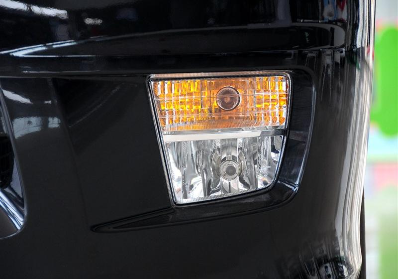 长城汽车 腾翼V80 2011款 2.0 自动标准型