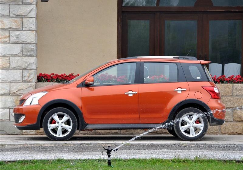 长城汽车 炫丽 2011款 CROSS 1.5L MT