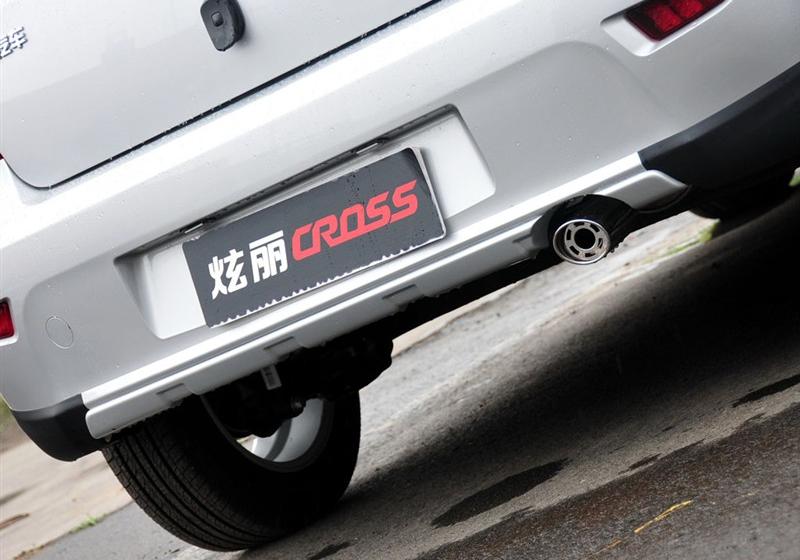 长城汽车 炫丽 2010款 CROSS 1.5L 冠军版