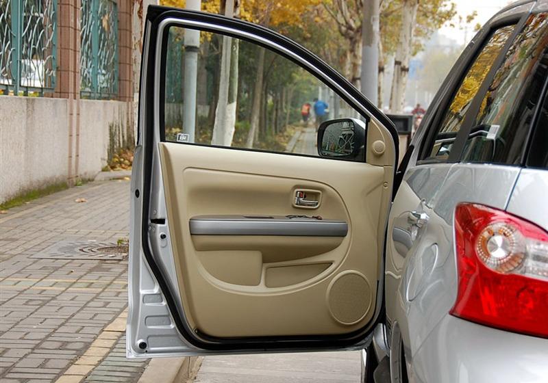 长城汽车 炫丽 2009款 1.3L豪华型VVT