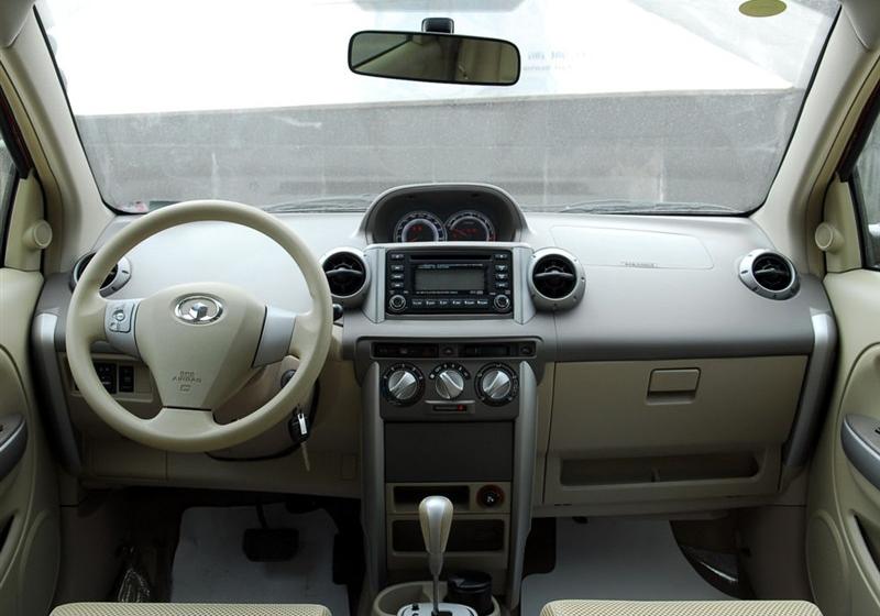 长城汽车 炫丽 2009款 1.5L CVT 精英型VVT