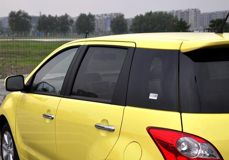 长城汽车 炫丽 2009款 1.5L CVT 精英型VVT