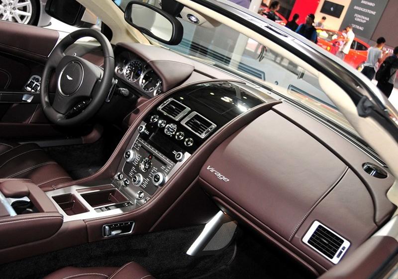 阿斯顿·马丁 Virage 2012款 6.0 Volante