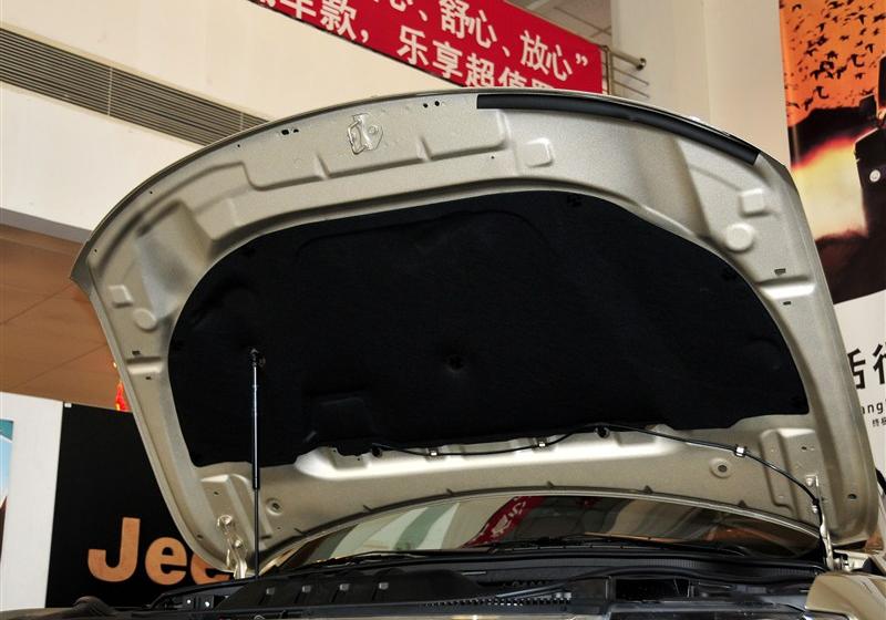 Jeep吉普 大切诺基(进口) 2012款 5.7 旗舰导航版