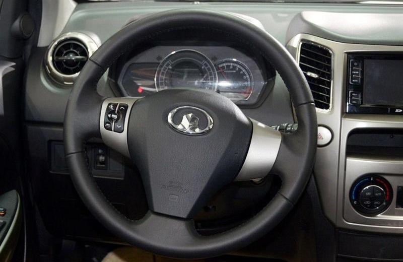 2012款 1.5L 两驱精英型