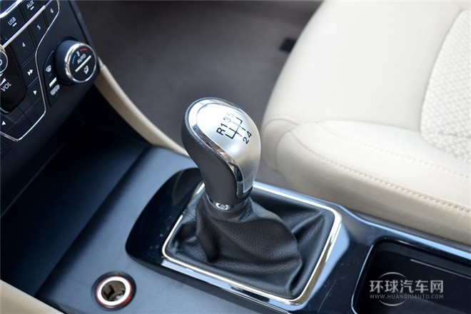 2013款 1.6L MT豪华型