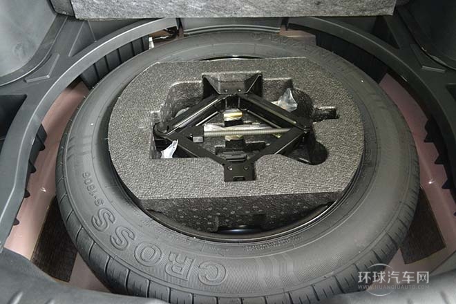 2013款 1.8T 自动两驱精英版