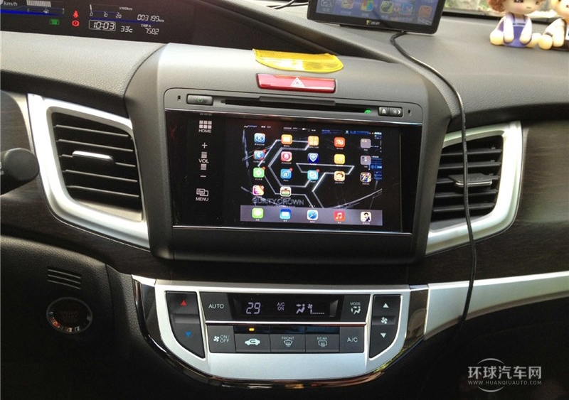 2013款 1.8L CVT豪华版 6座