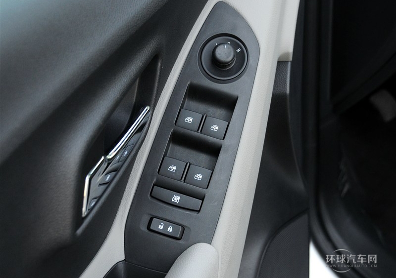 2014款 1.4T 手动两驱舒适型