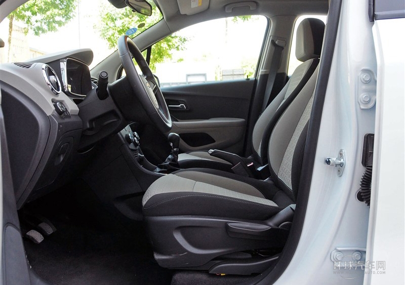 2014款 1.4T 手动两驱舒适型