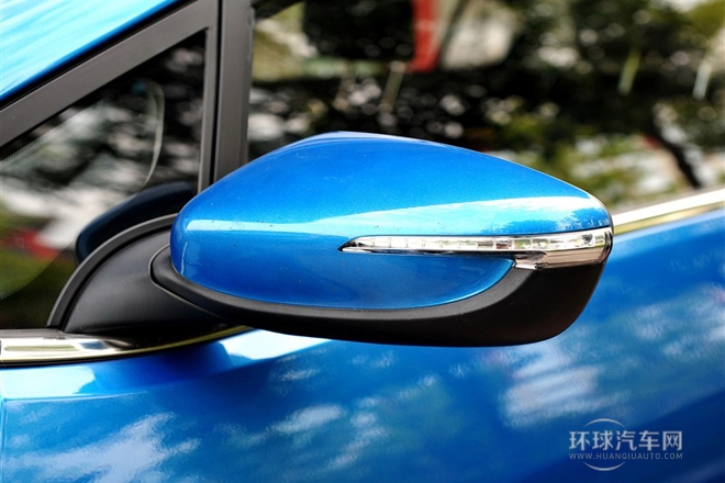 2013款 1.8L 自动Premium