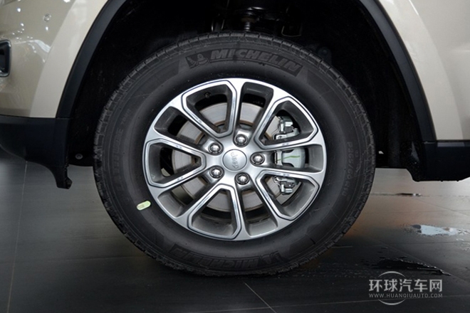 2014款 3.6L 精英导航版