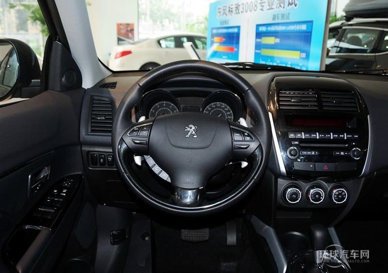 2013款 2.0L 两驱豪华型