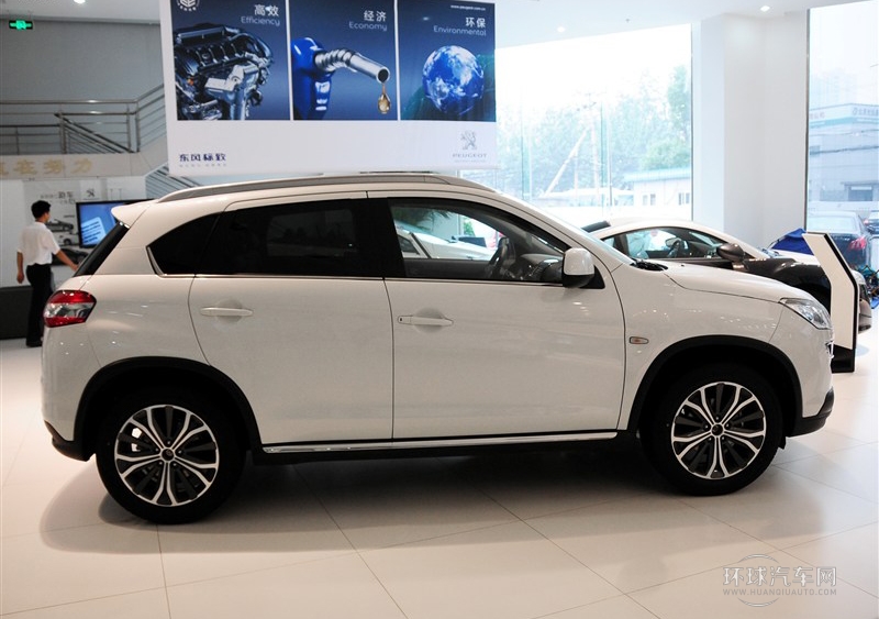 2013款 2.0L 四驱豪华型