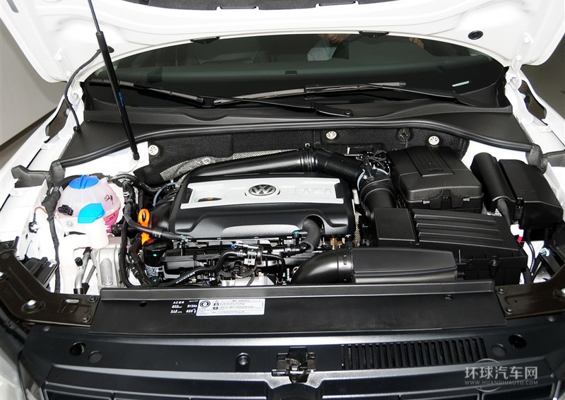 2014款 1.8TSI DSG尊荣导航版