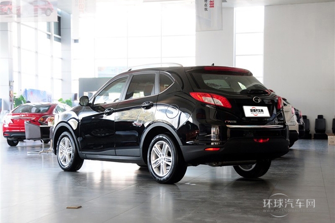 2013款 2.0L 手动两驱浅内特别版