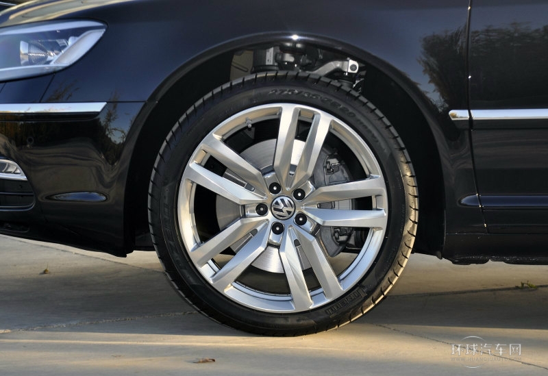 2013款 4.2L 柏秋纳弗洛版