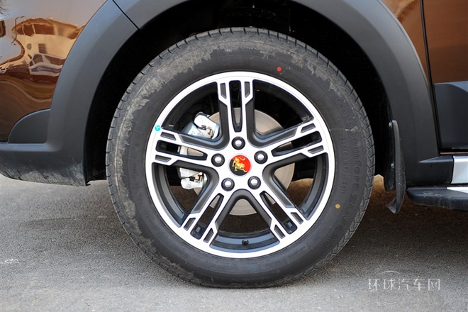 2013款 1.8T 尊贵型