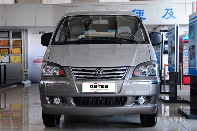 2014款 M3 1.6L 7座豪华型