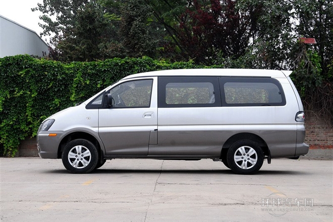 2014款 V3 1.5L 7座标准型II