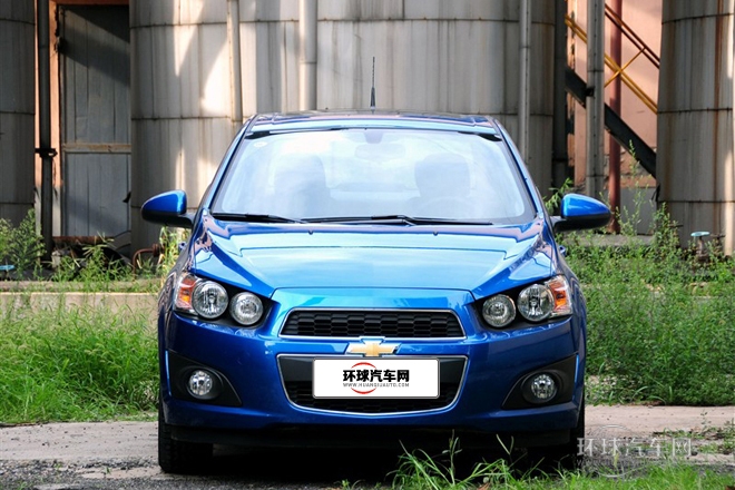2011款 三厢 1.6L MT SX