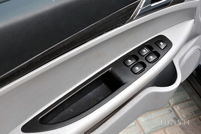 2011款 1.6L 手动豪华型