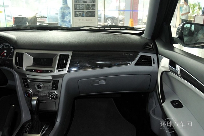 2011款 1.8L 自动豪华型