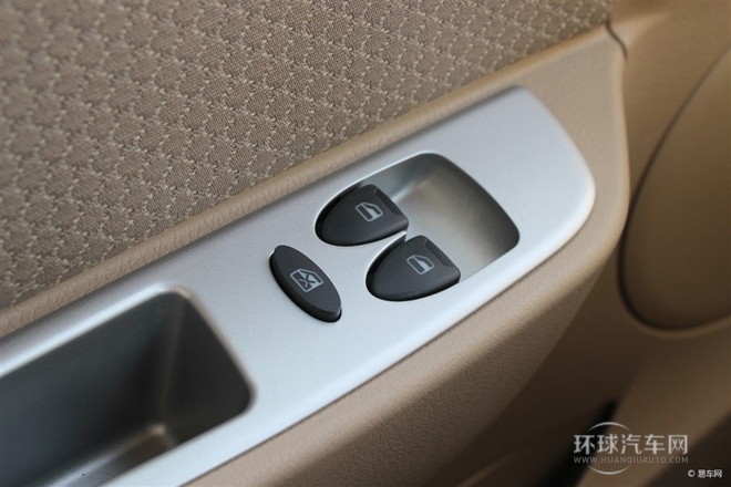 2013款 1.5L标准型