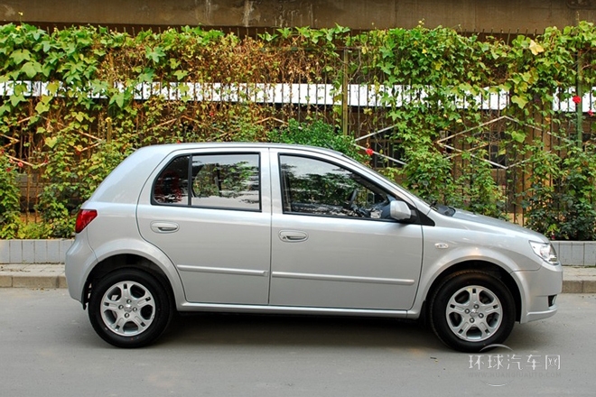 2008款 两厢 1.3L 手动精英型