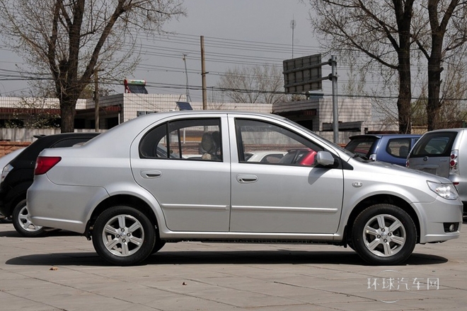 2011款 三厢 1.5L 手动舒适型