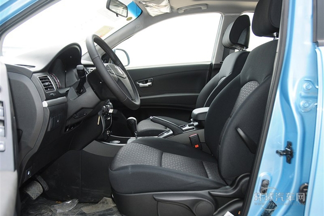 2011款 2.0T 柴油两驱自动精英导航版