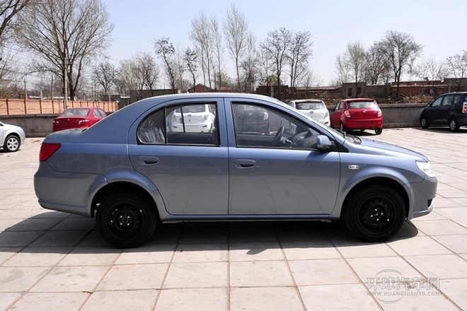 2011款 三厢 1.5L 手动标准型