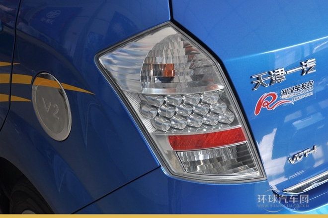 2012款 CROSS 1.3L AMT旗舰型