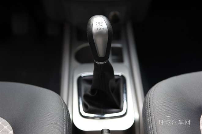 2011款 1.3L 手动豪华型