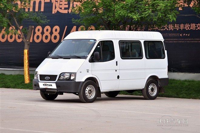 2013款 2.8T柴油普通型短轴中顶国III