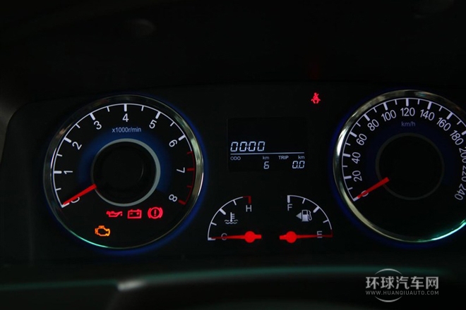 2013款 1.5L 手动舒适型