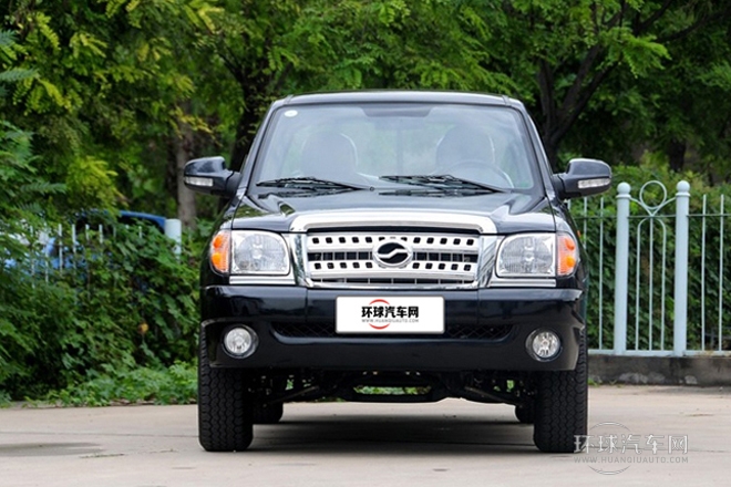 2012款 2.2L两驱汽油基本型中轴