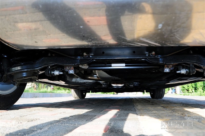 2012款 三厢 1.6L AT风尚型