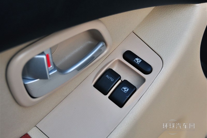 2012款 1.3L标准型