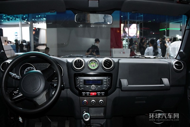 2014款 2.4L 手动征途版