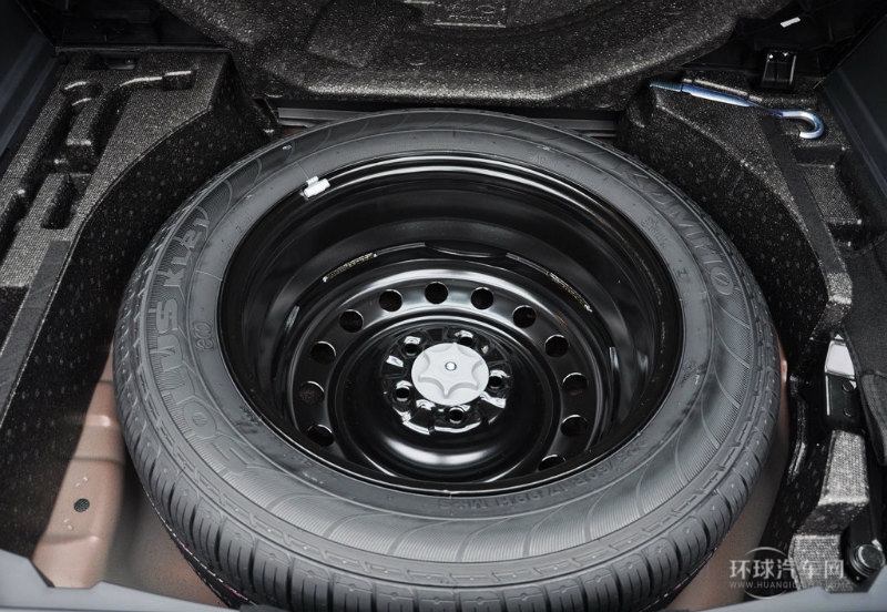 2014款 改款 2.0L 两驱标准版