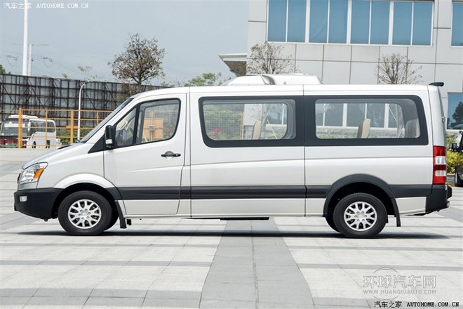 2014款 2.8T轻型客车豪华型SC28R