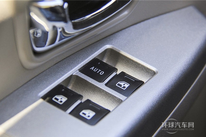 2014款 1.6L 手动豪华型7座 国V