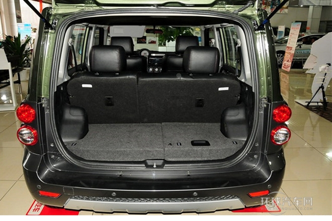 2013款 1.5L 手动导航版