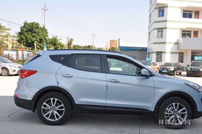 2013款 改款 3.0L 四驱舒适版 欧V