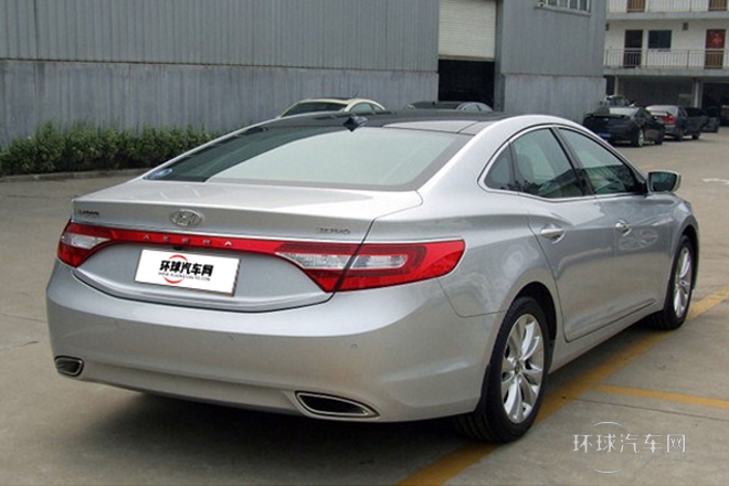 2011款 3.0L 旗舰型