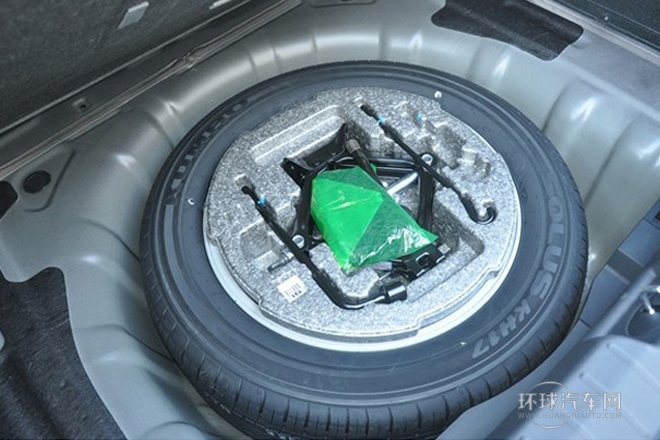 2011款 2.4L 豪华型