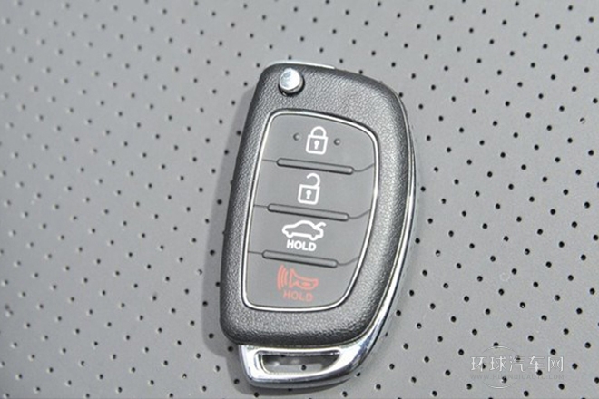 2011款 2.4L 豪华型
