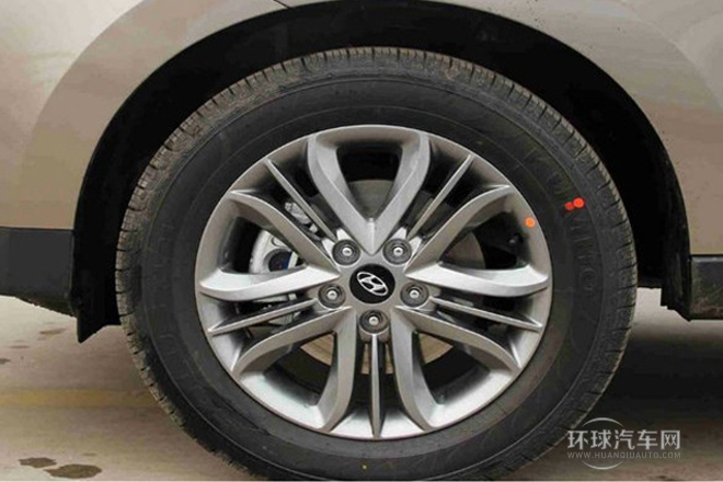 2013款 2.4L 自动四驱领先型GLX 国V