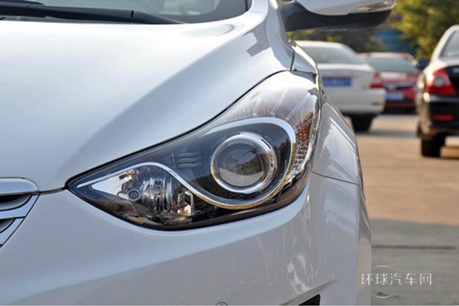 2012款 1.8L 手动尊贵型